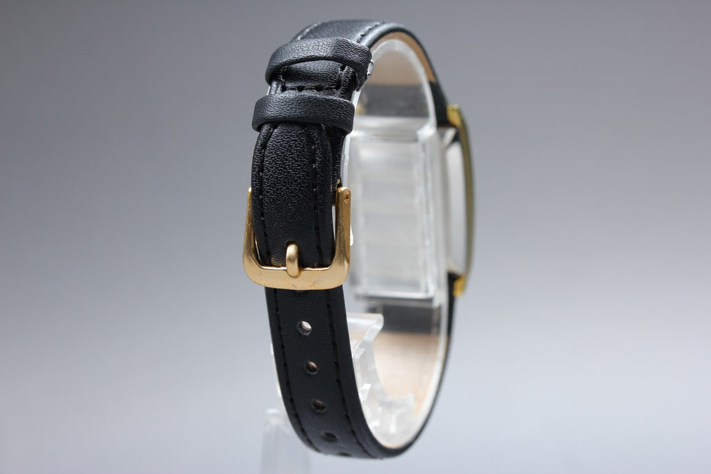1969 Near MINT OMEGA De Ville 19mm 551.024 Automatic Gold Dial Women's Vintage
