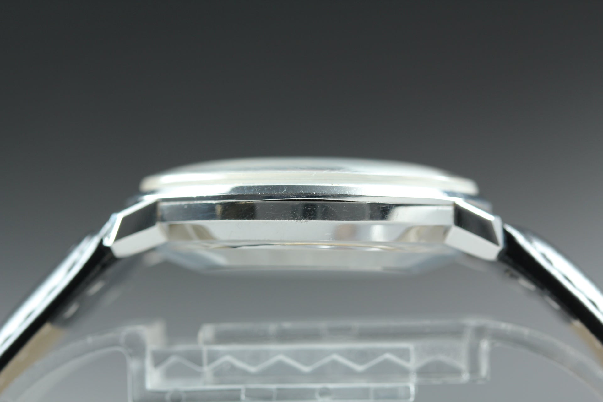 Near MINT OMEGA De Ville 35mm 166.033 Automatic Silver Dial Men's Watch Vintage