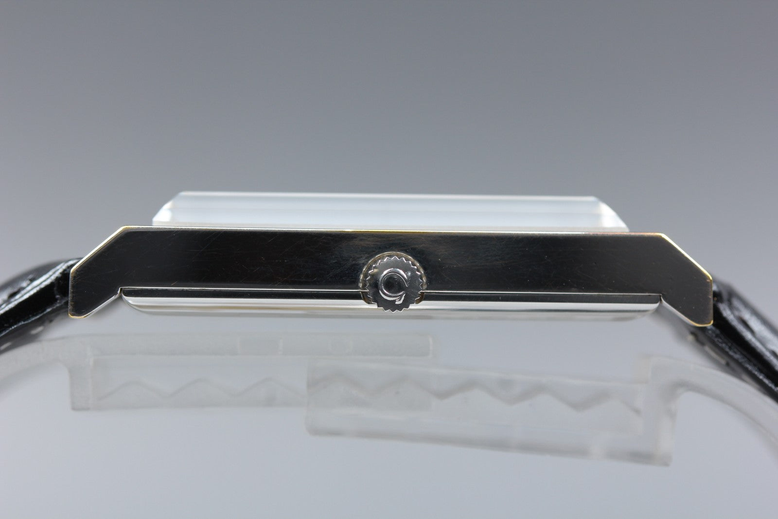 1971 Near MINT OMEGA De Ville Andrew Grima 21mm 511.0377 Manual Silver Unisex