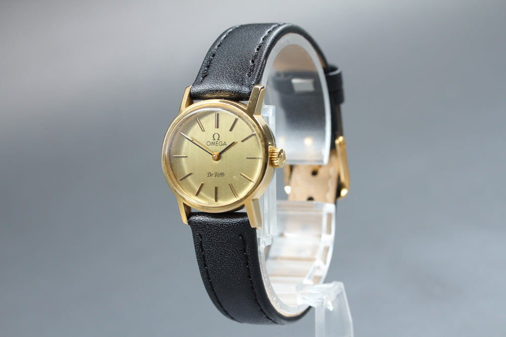 1978 Near MINT/Box OMEGA De Ville 24mm 511.0508 Manual Gold Dial Women's Vintage