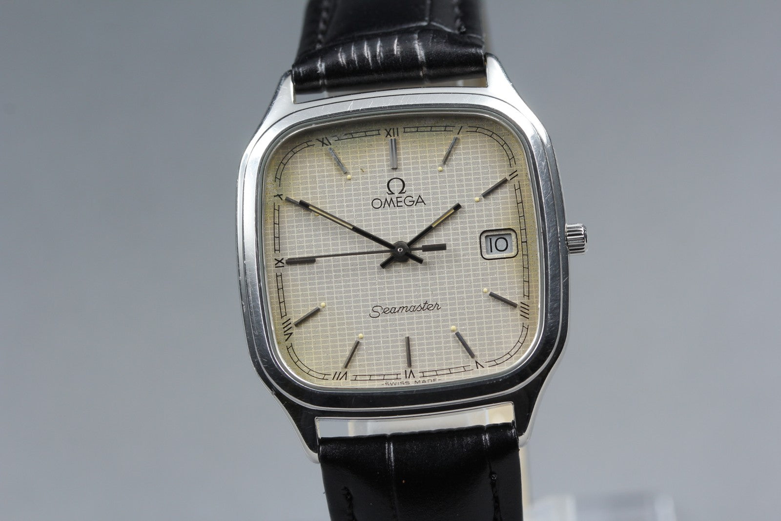 1980s OMEGA Seamaster 31mm 196.0311 Quartz Silver Roman Dial Men's Vintage Exc+5