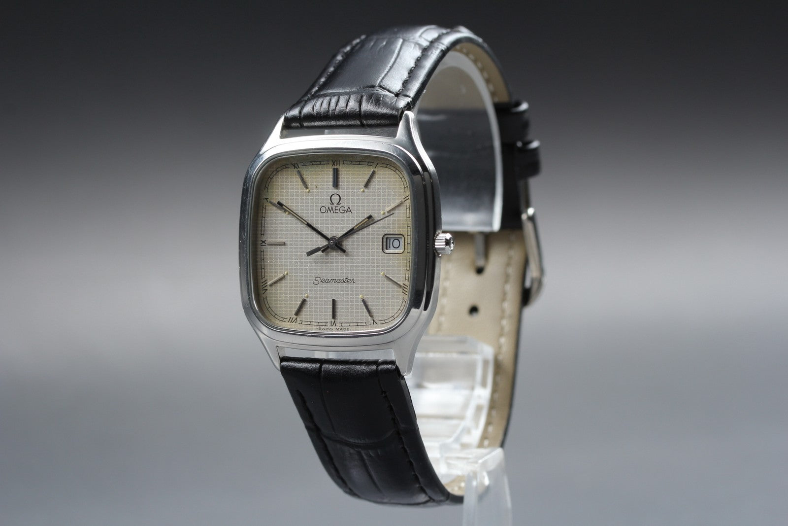 1980s OMEGA Seamaster 31mm 196.0311 Quartz Silver Roman Dial Men's Vintage Exc+5