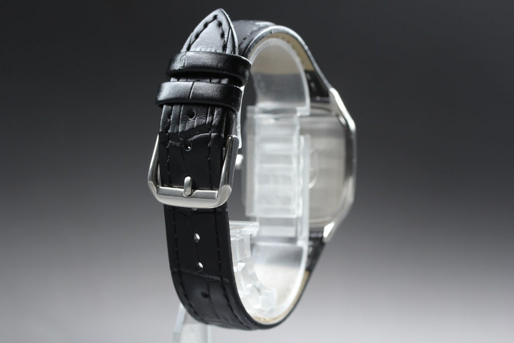 1980s OMEGA Seamaster 31mm 196.0311 Quartz Silver Roman Dial Men's Vintage Exc+5