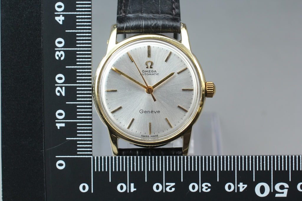 1955 Near MINT OMEGA Geneve 31mm 2790-5 Automatic Silver Dial Men's Vintage