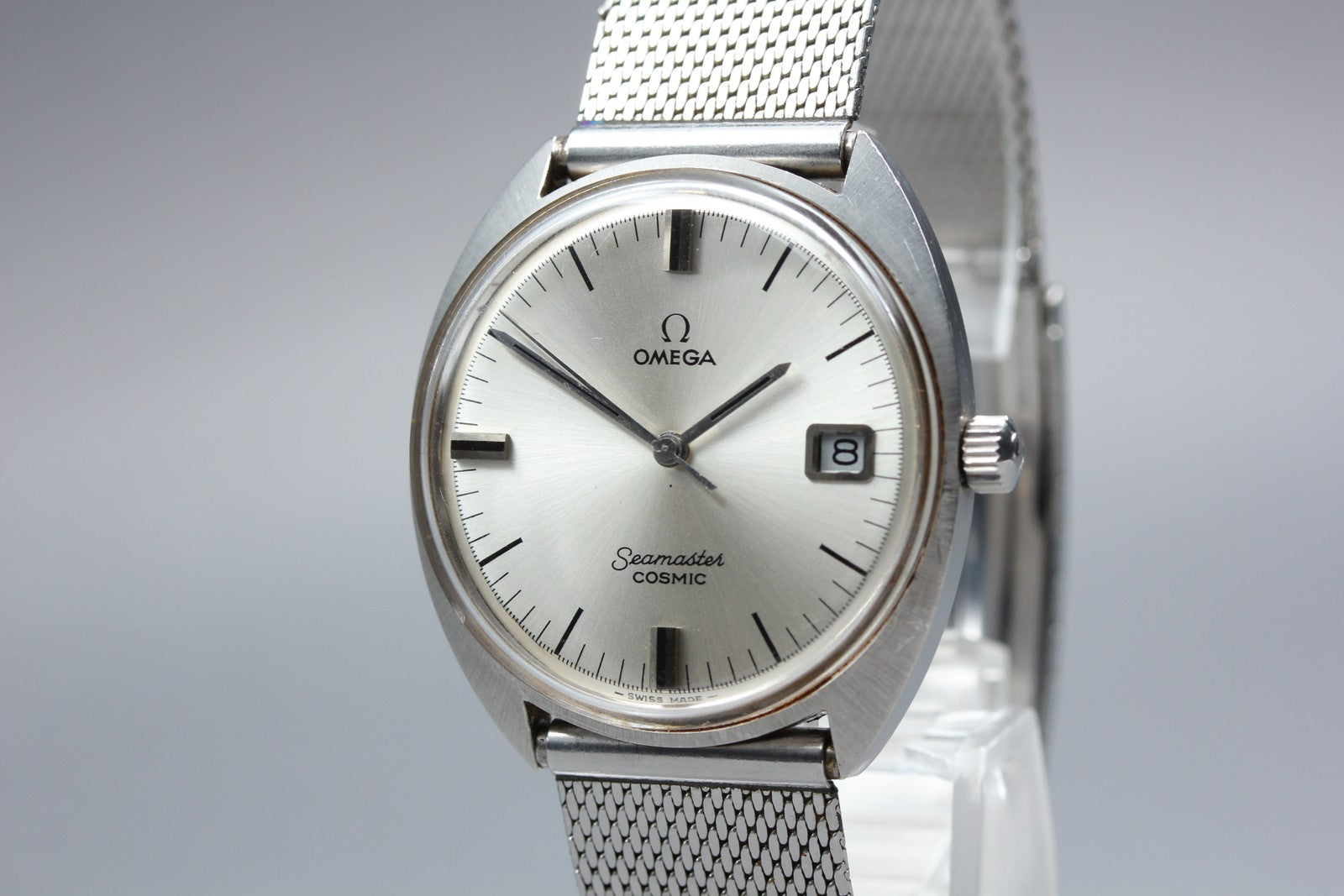 1960s Near MINT OMEGA Seamaster COSMIC 35mm 136.017 Manual Silver Men's Vintage