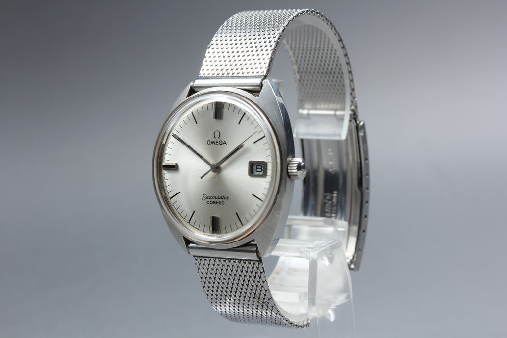 1960s Near MINT OMEGA Seamaster COSMIC 35mm 136.017 Manual Silver Men's Vintage