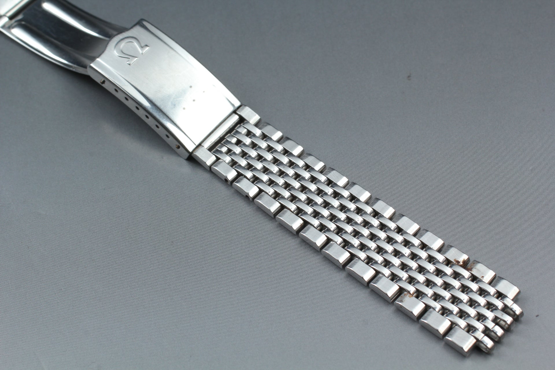 Near MINT OMEGA Beads of Rice Bracelet FF70/1503 18mm Stainless Steel Men's