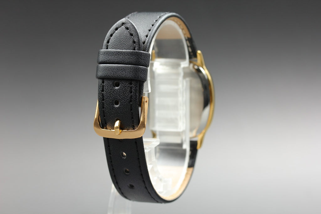1984 Near MINT OMEGA De Ville 30mm 191.0132.1 Quartz Gold Dial Men's Vintage