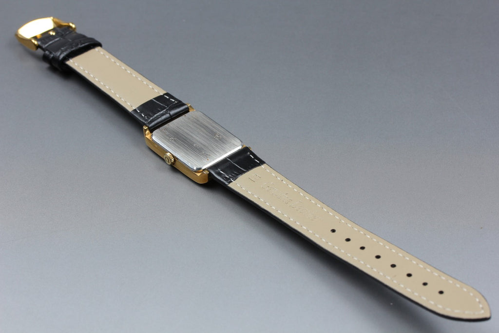 1975 Near MINT OMEGA Geneve 24mm 511.0469 Manual Wind Navy Dial Unisex Vintage