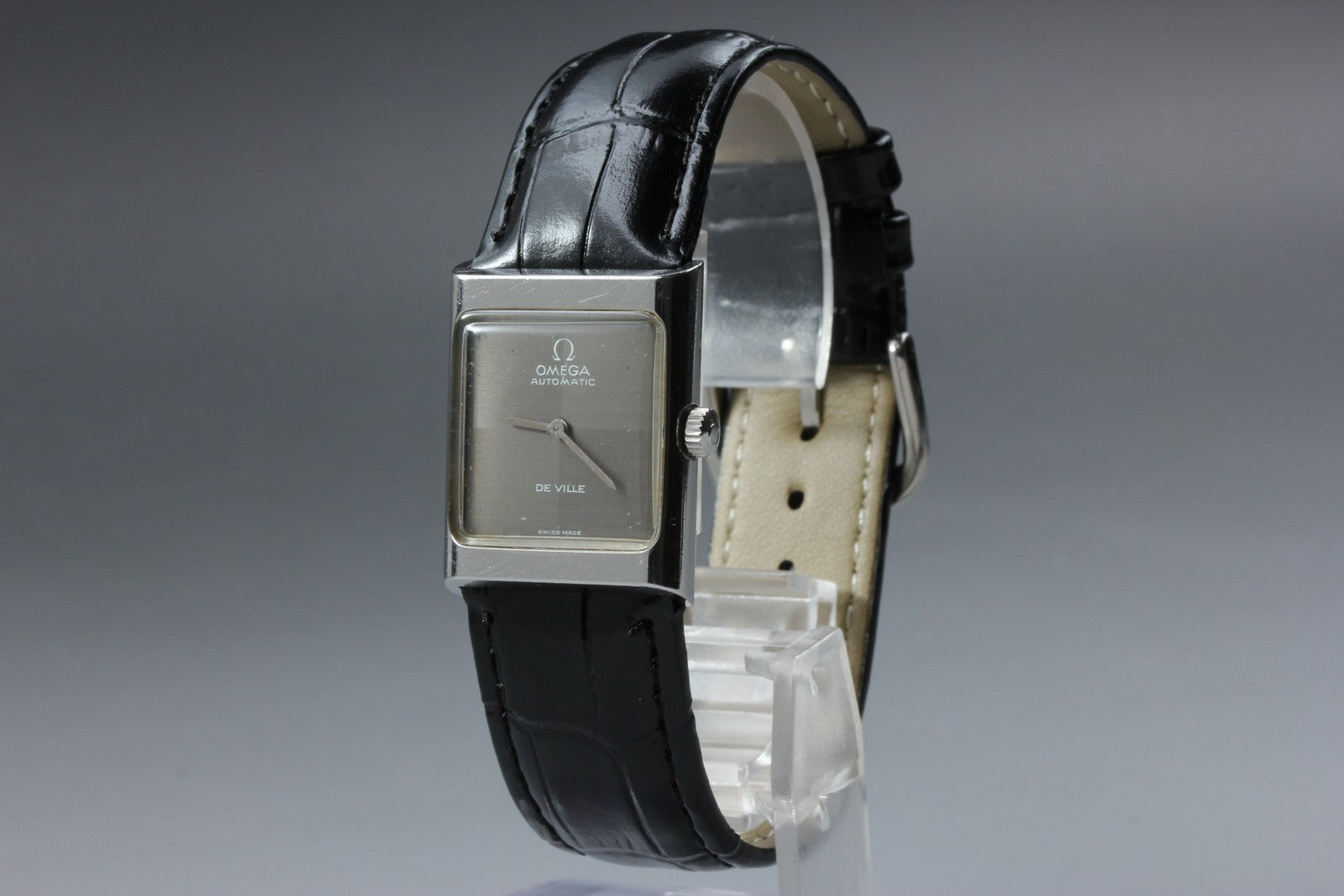 1971 Near MINT OMEGA De Ville 23mm 551.0069 Automatic Checkered Dial Women's