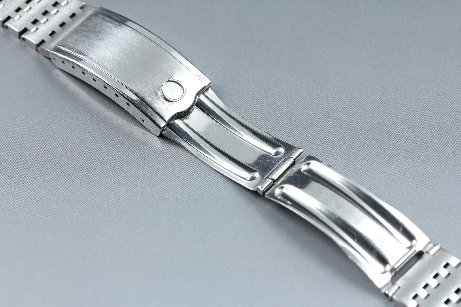 Near MINT OMEGA Bracelet FF725/1193 18mm Stainless Steel Silver Men's Vintage
