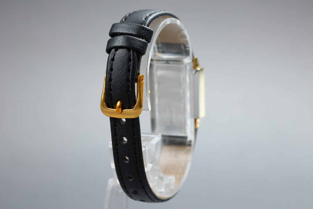 1969 Near MINT OMEGA Geneve 17mm 511.321 Manual Champagne Dial Women's Vintage