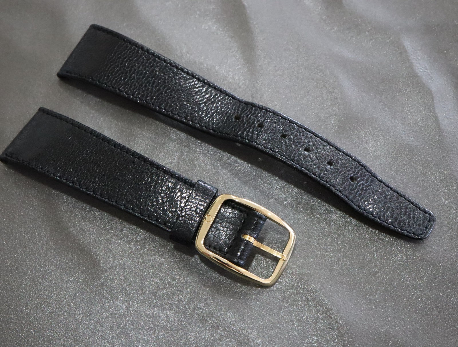 OMEGA Genuine Black Leather Strap 19mm Watch Band Gold Buckle Vintage #1991-2