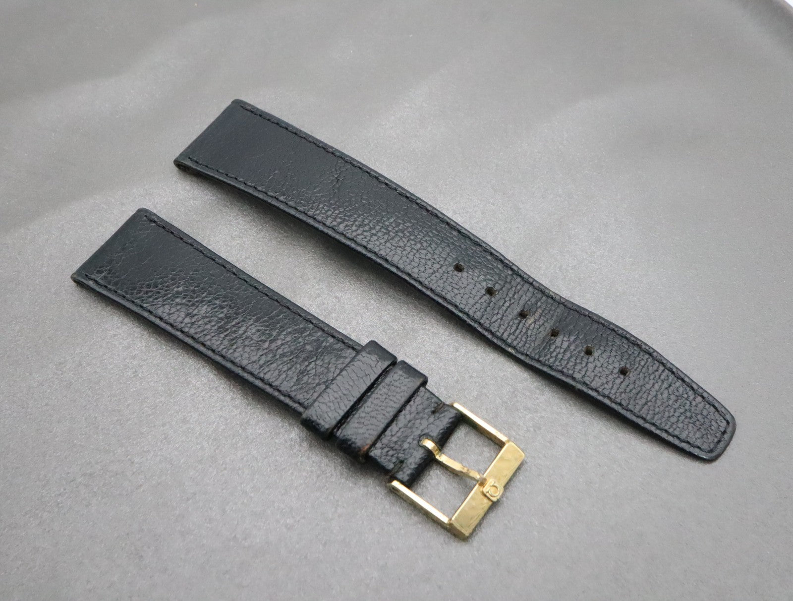 OMEGA Genuine Black Leather Strap 19mm Watch Band Gold Buckle Vintage #2243-2