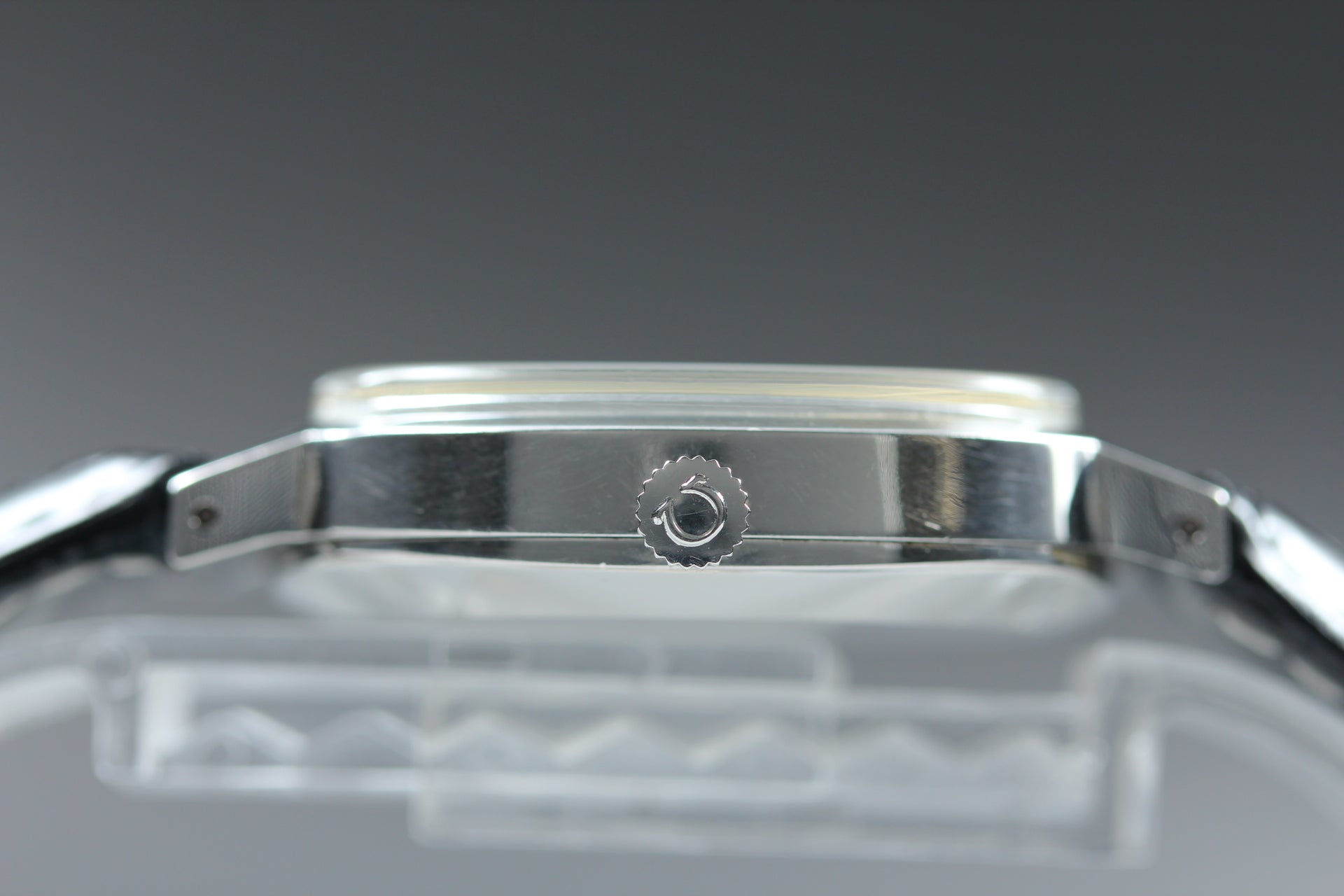1972 Near MINT OMEGA De Ville 34mm 162.751 Automatic Silver Dial Men's Vintage