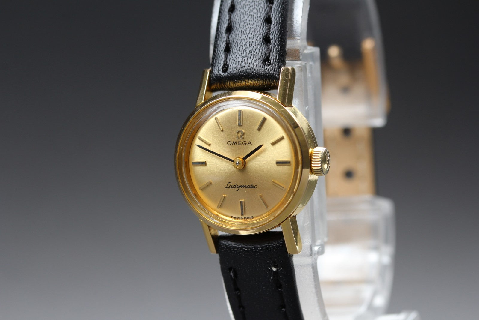 1966 Near MINT OMEGA Seamaster Ladymatic 19mm 555.003 Automatic Women's Vintage