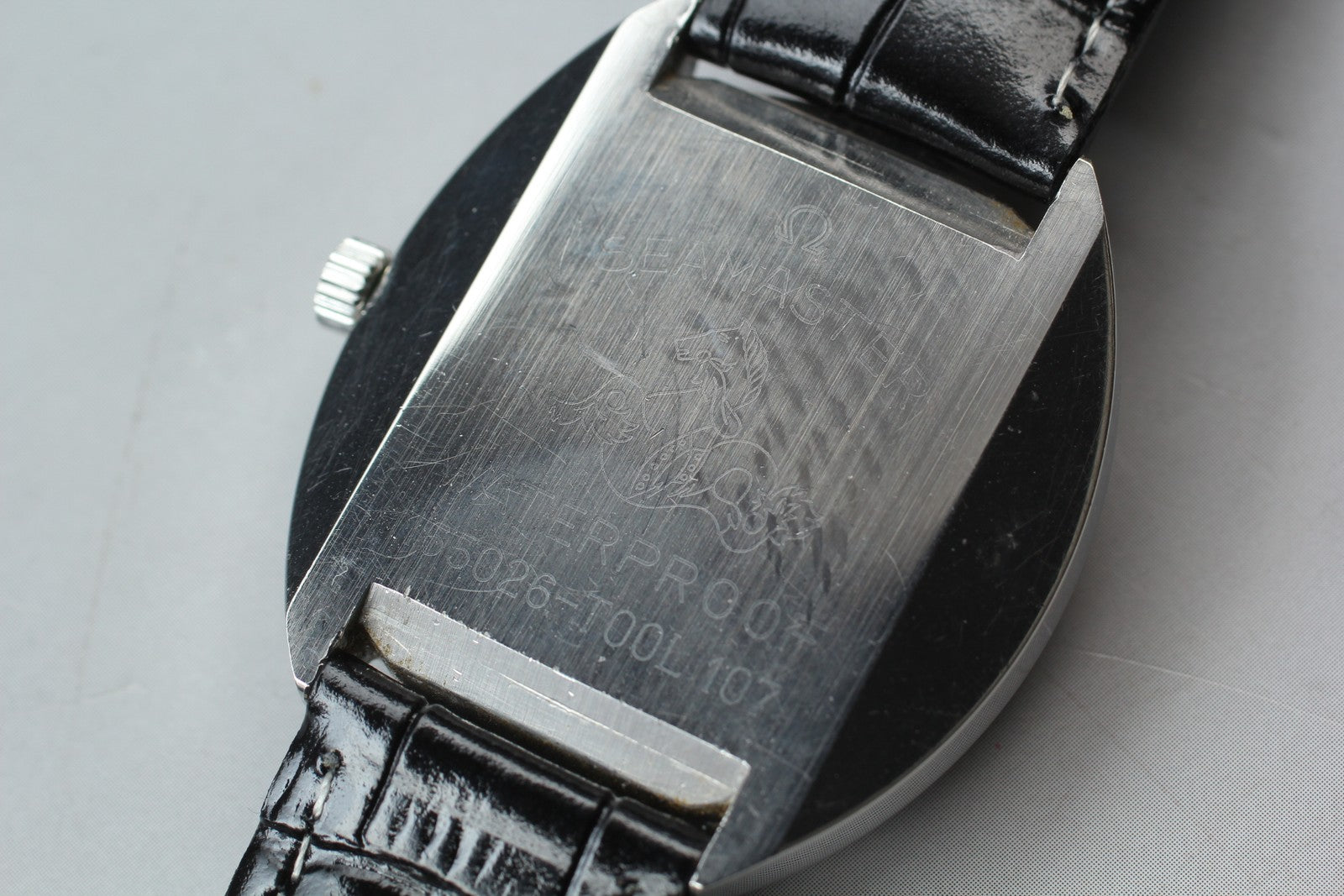 1960s Near MINT OMEGA Seamaster COSMIC 35mm 165026 Automatic Silver Men Vintage