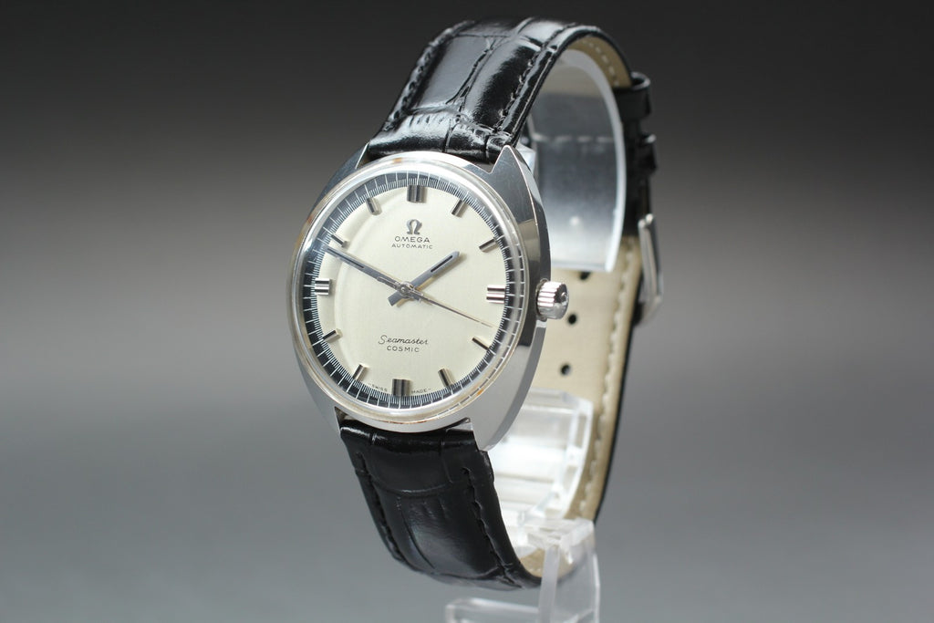 1960s Near MINT OMEGA Seamaster COSMIC 35mm 165026 Automatic Silver Men Vintage