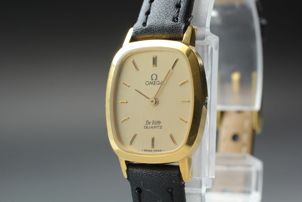 1982 Near MINT OMEGA De Ville 19mm 591.0191 Quartz Gold Dial Women's Vintage