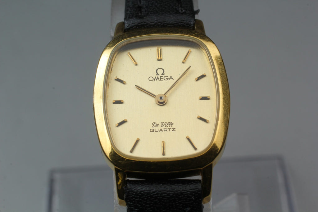 1982 Near MINT OMEGA De Ville 19mm 591.0191 Quartz Gold Dial Women's Vintage