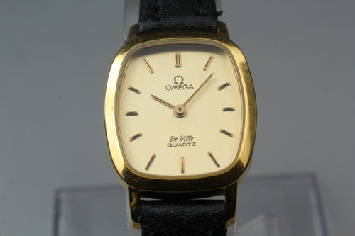 1982 Near MINT OMEGA De Ville 19mm 591.0191 Quartz Gold Dial Women's Vintage