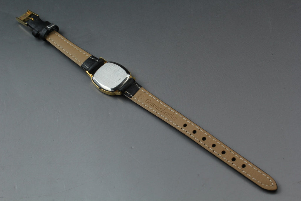 1982 Near MINT OMEGA De Ville 19mm 591.0191 Quartz Gold Dial Women's Vintage