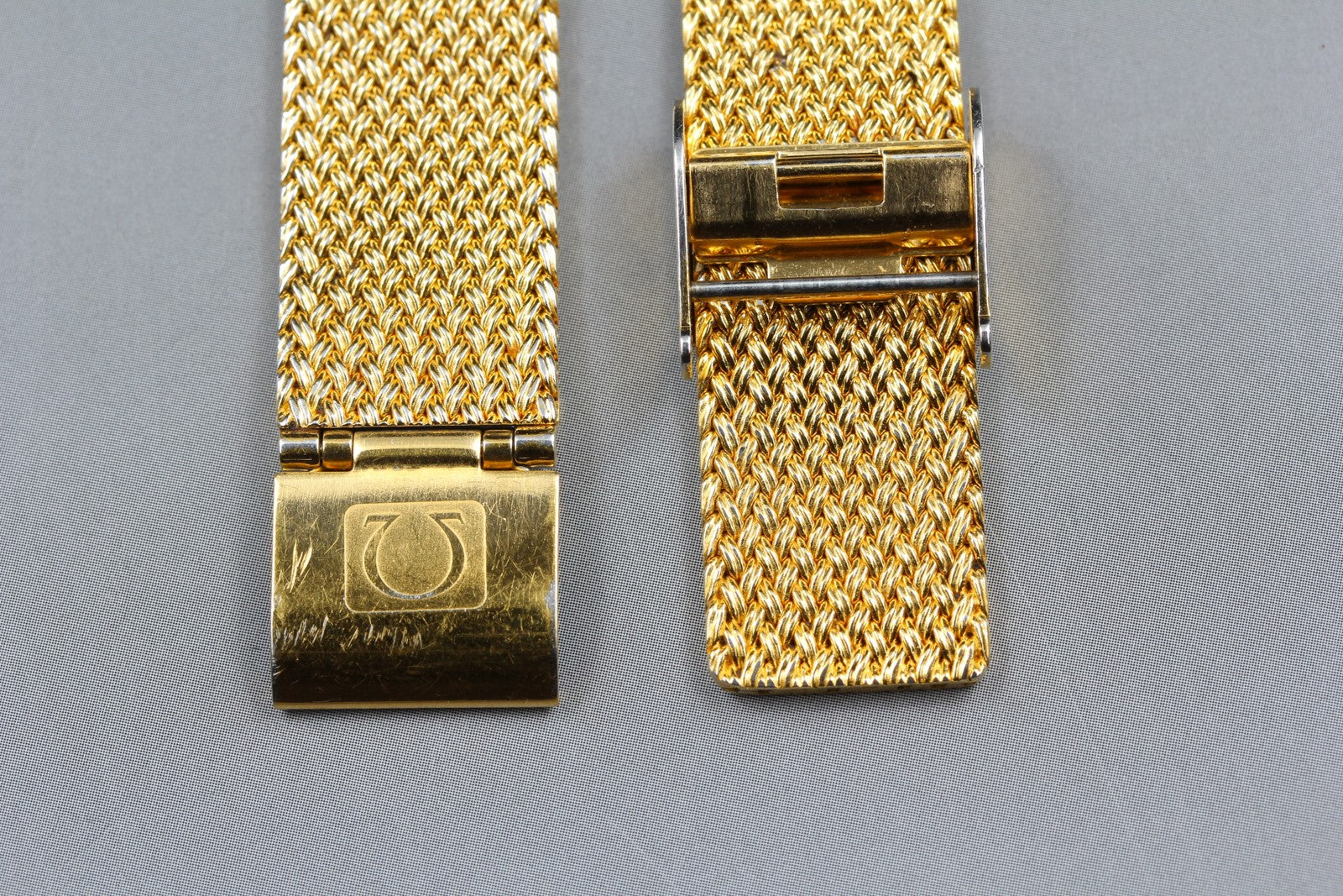 Near MINT OMEGA Milanese/Mesh Band 19mm Gold Plated Bracelet Men's Vintage