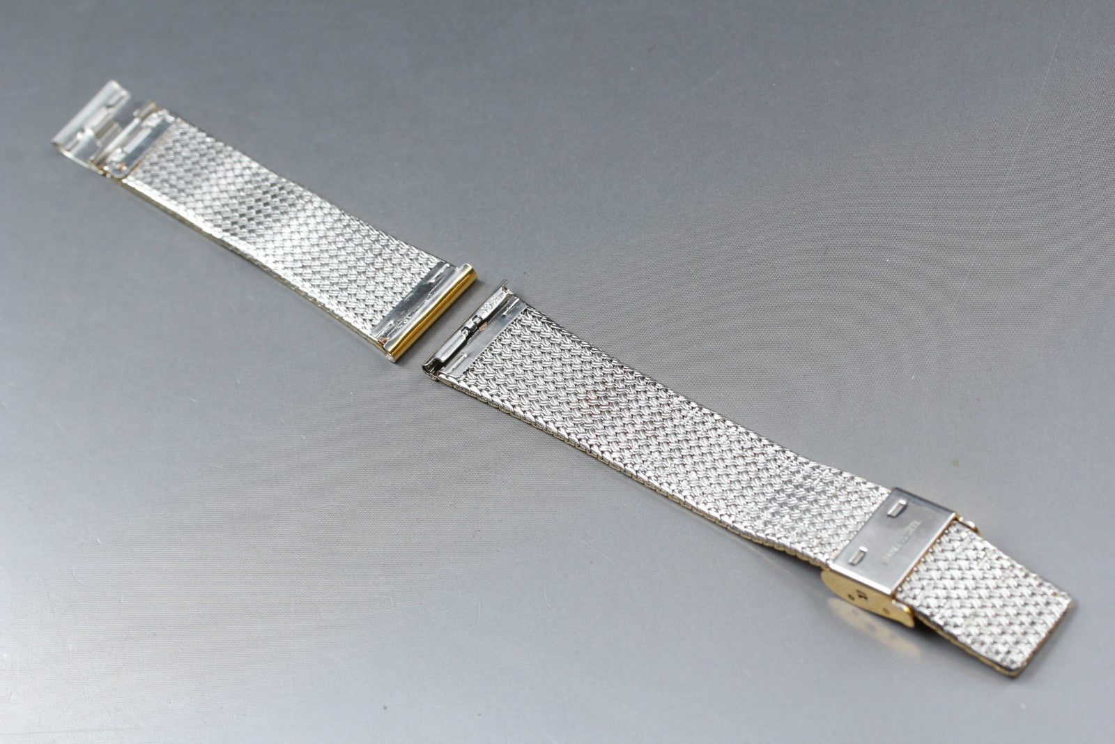 Near MINT OMEGA Milanese/Mesh Band 19mm Gold Plated Bracelet Men's Vintage