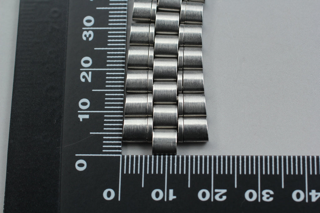 Near MINT OMEGA Bracelet 19mm FF526/1098 Stainless steel Silver Men's Vintage