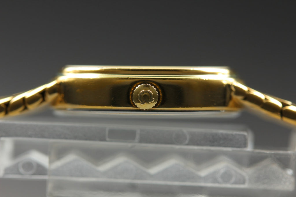 1984 OMEGA De Ville 19mm 591.0269 Quartz Gold Dial Women's Watch Vintage Exc+5