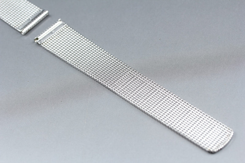 Near MINT OMEGA Milanese/Mesh Band 18mm 2038 Stainless Steel Silver Men Vintage