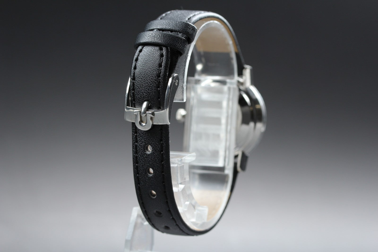 Near MINT OMEGA Seamaster De Ville 27mm Automatic White Dial Women's Vinrage