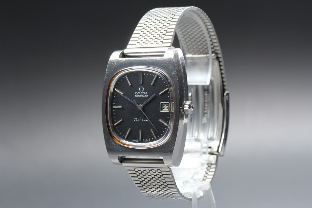 1974 Near MINT OMEGA Geneve 36mm 166.0190 Automatic Black Dial Men's Vintage