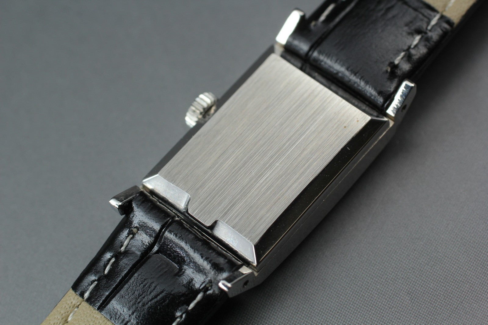 1970 MINT OMEGA Geneve 15mm 511.357 Manual Winding Silver Dial Women's Vintage