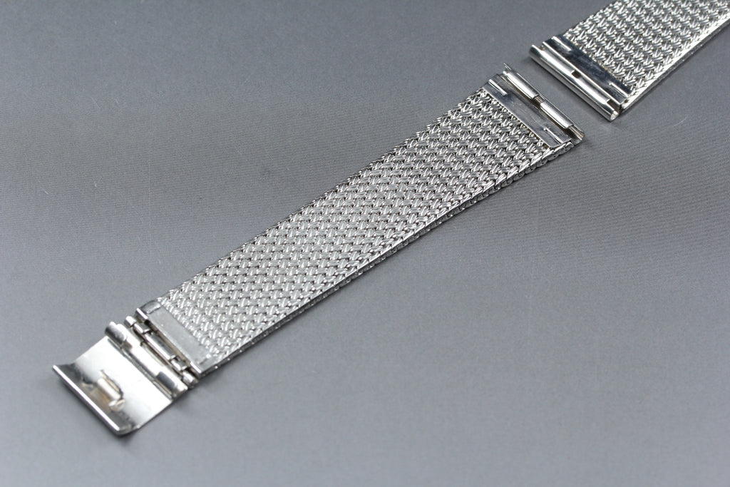 Near MINT OMEGA Milanese/Mesh Band 18mm Stainless Bracelet Silver Men's Vintage