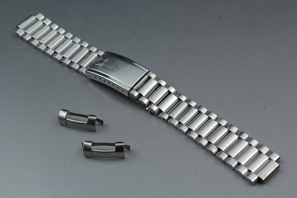 Near MINT OMEGA Bracelet FF110 18mm Stainless Steel Silver Men's Vintage