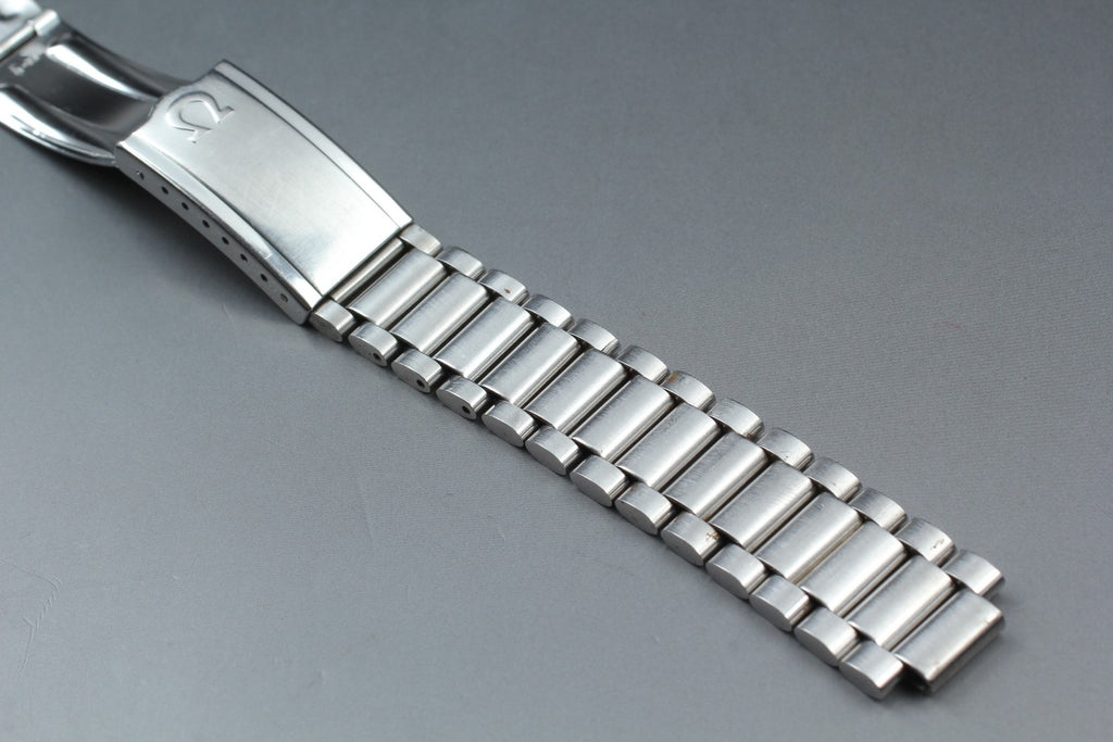Near MINT OMEGA Bracelet FF110 18mm Stainless Steel Silver Men's Vintage