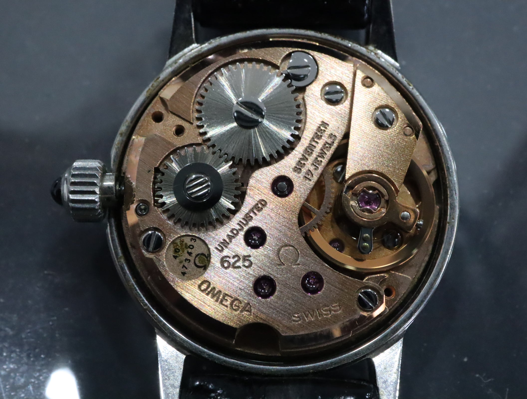 1977 Near MINT OMEGA De Ville 20mm 511.0371 Manual Silver Dial Women's Vintage
