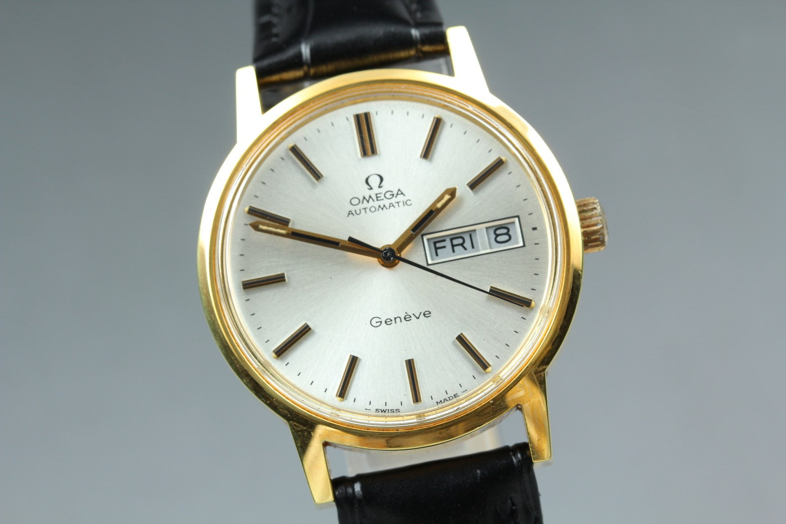 1972 Near MINT OMEGA Geneve 35mm 166.0117 Automatic Champagne Dial Men's Vintage