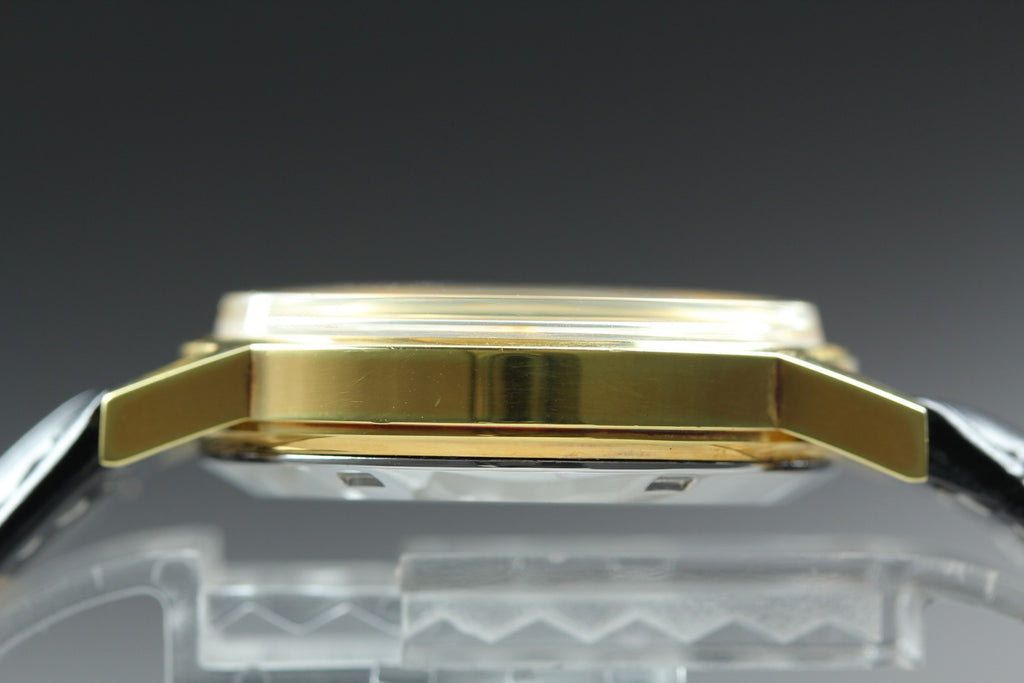1972 Near MINT OMEGA Geneve 35mm 166.0117 Automatic Champagne Dial Men's Vintage