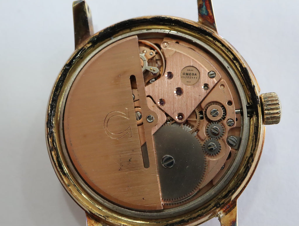 1972 Near MINT OMEGA Geneve 35mm 166.0117 Automatic Champagne Dial Men's Vintage