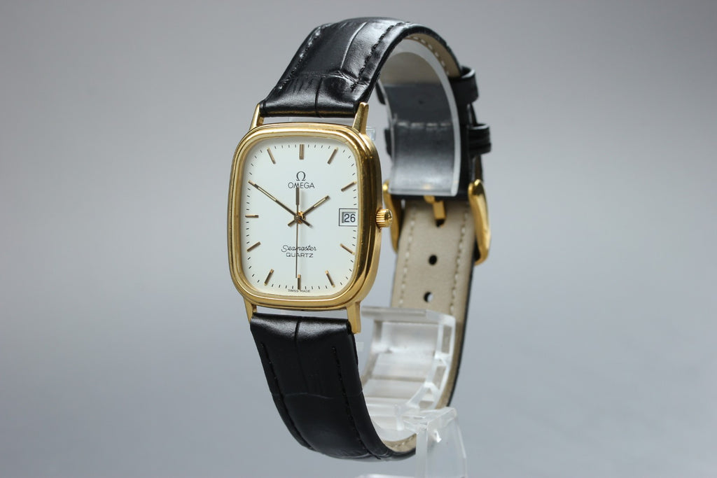 1986 Near MINT OMEGA Seamaster 28mm 196.0267.1 Quartz White Dial Men's Vintage