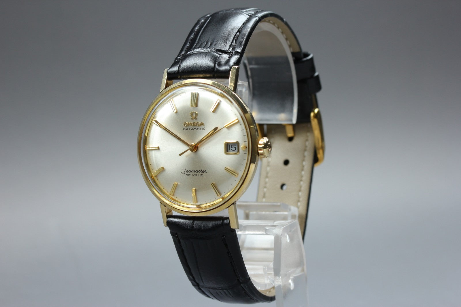 Near MINT OMEGA Seamaster De Ville 34mm Automatic Champagne Dial Men's Vintage