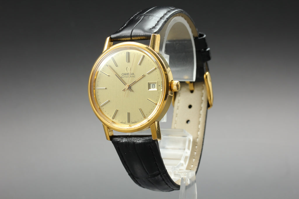 1977 Near MINT OMEGA Seamaster 35mm 166.0202 Automatic Gold Dial Men's Vintage