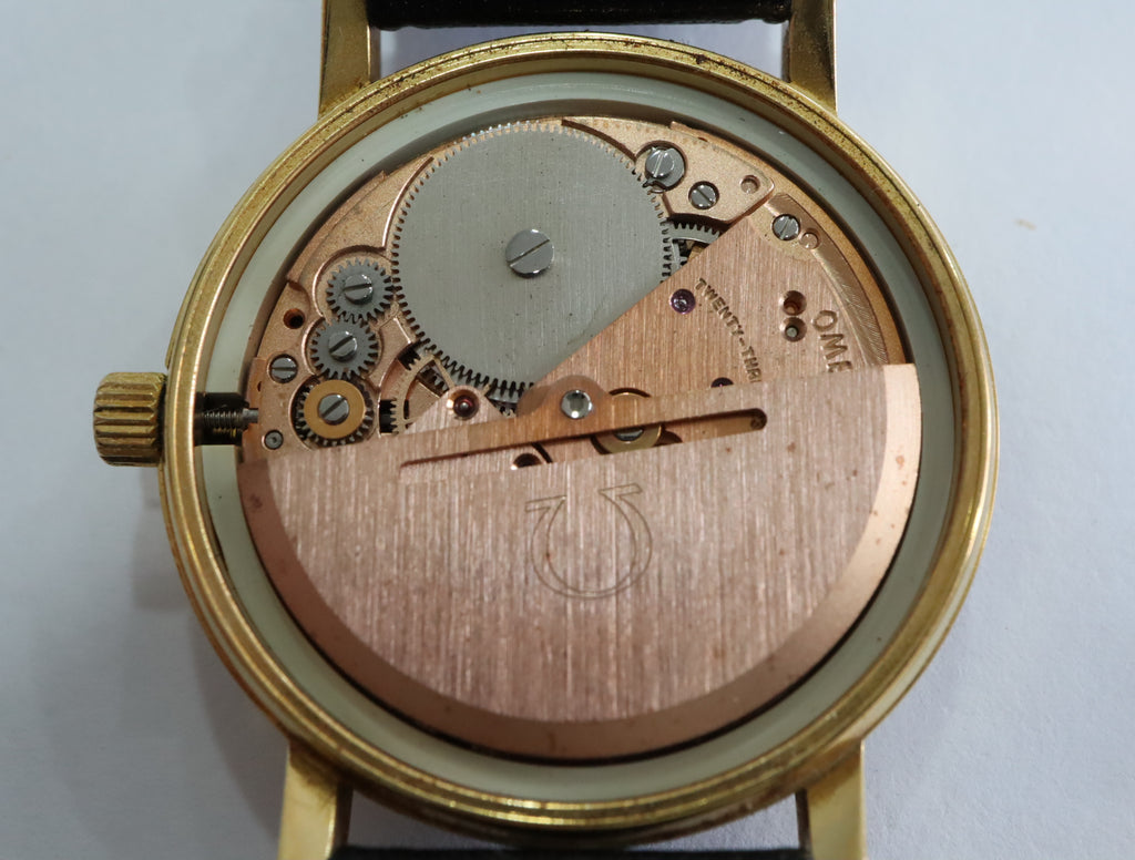 1977 Near MINT OMEGA Seamaster 35mm 166.0202 Automatic Gold Dial Men's Vintage