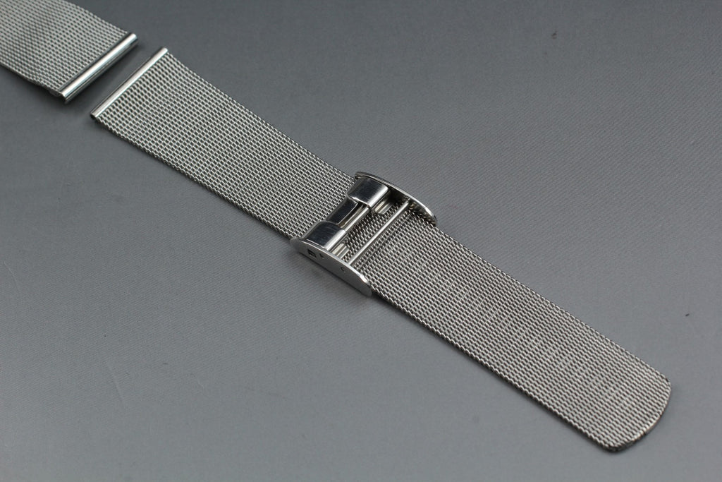 Near MINT OMEGA Milanese/Mesh Band 2058 19mm Stainless Steel Silver Men Vintage