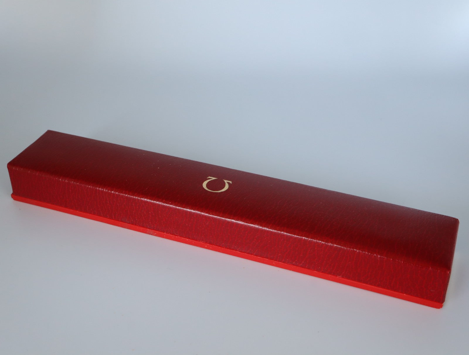 Near MINT OMEGA Vintage Red Watch Box Genuine Case Only for Women's #2587-2