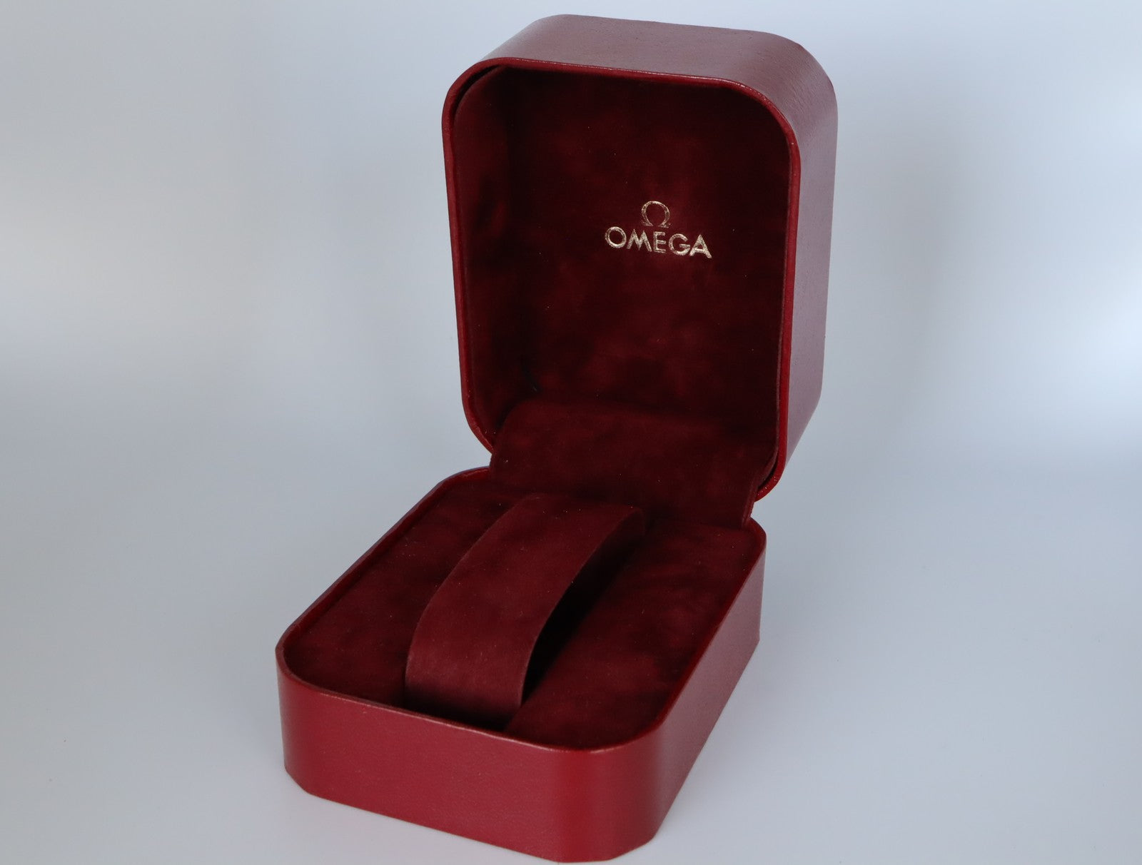 Near MINT OMEGA Vintage Red Watch Box Genuine Case Only From JAPAN #2524-2