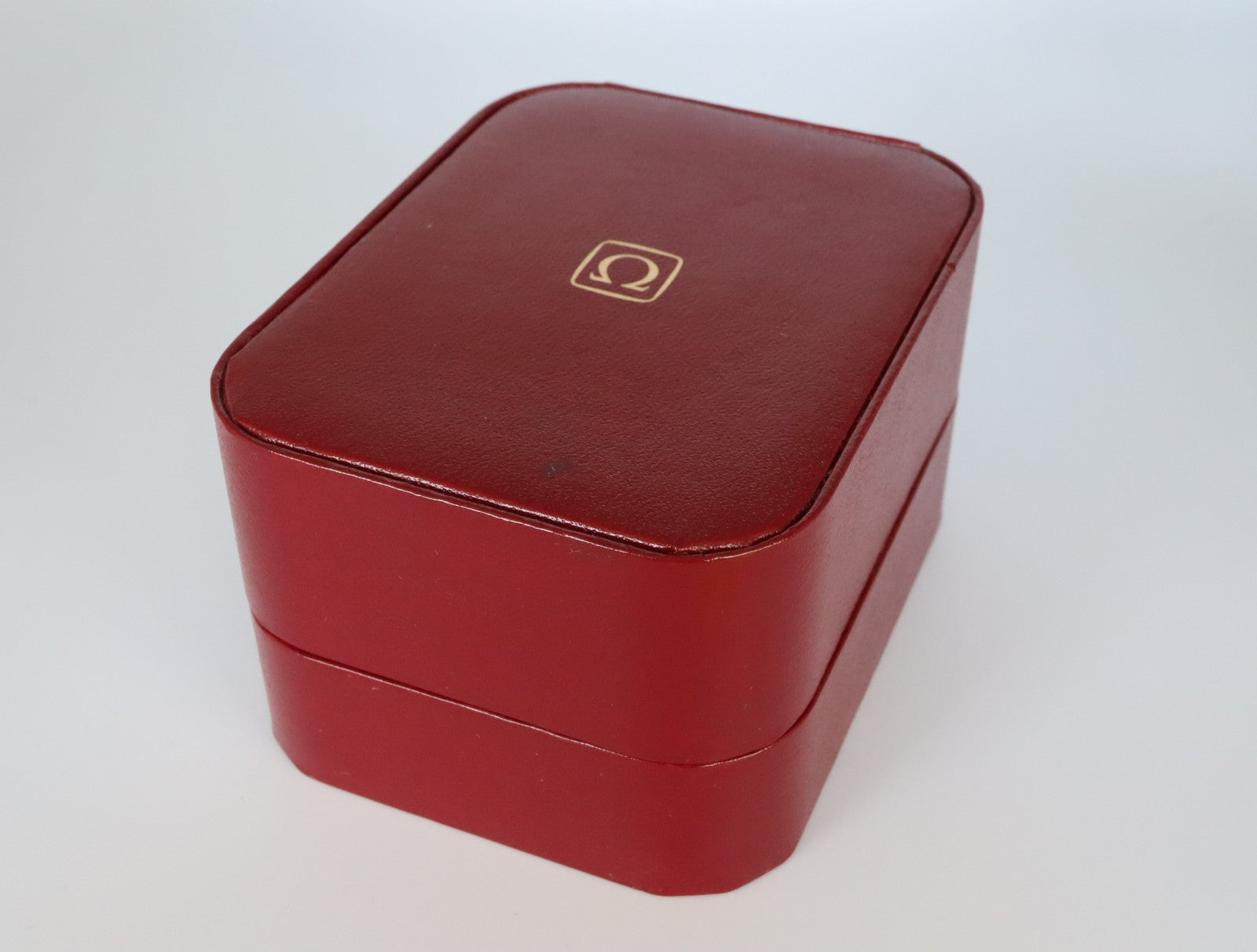 Near MINT OMEGA Vintage Red Watch Box Genuine Case Only From JAPAN #2524-2