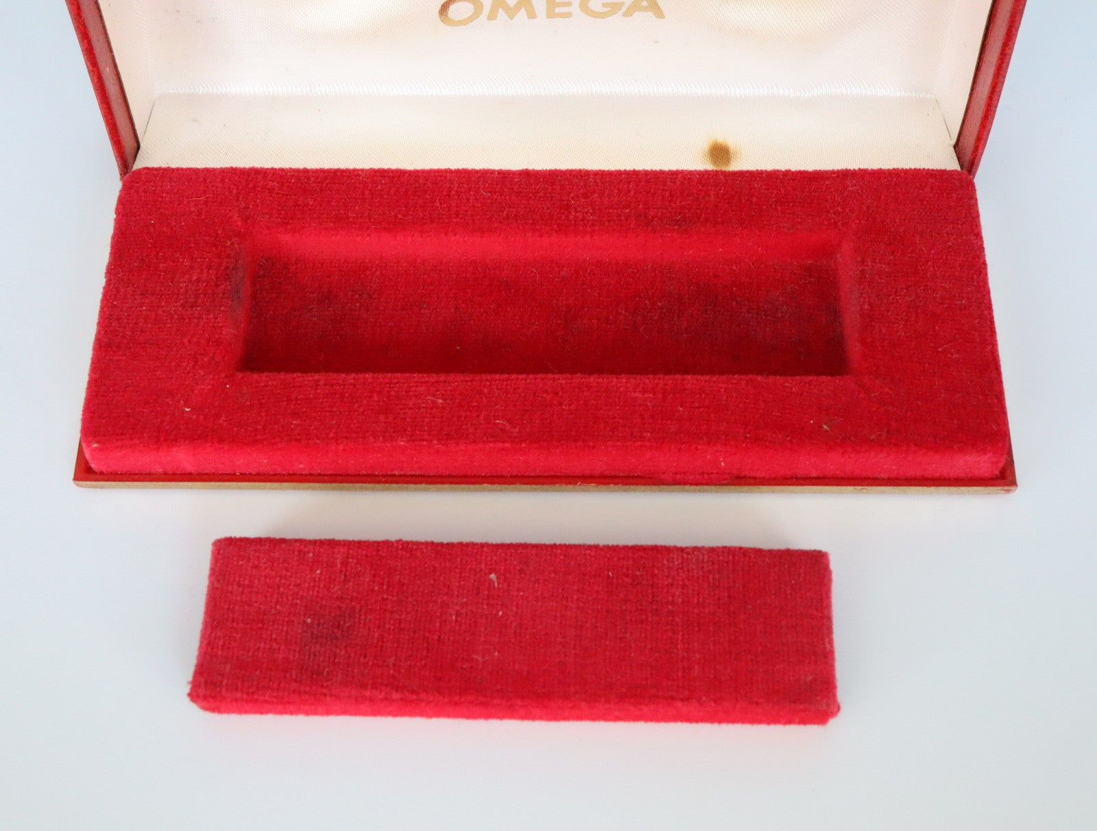 OMEGA Vintage Red Watch Box Genuine Case Only From JAPAN #2766